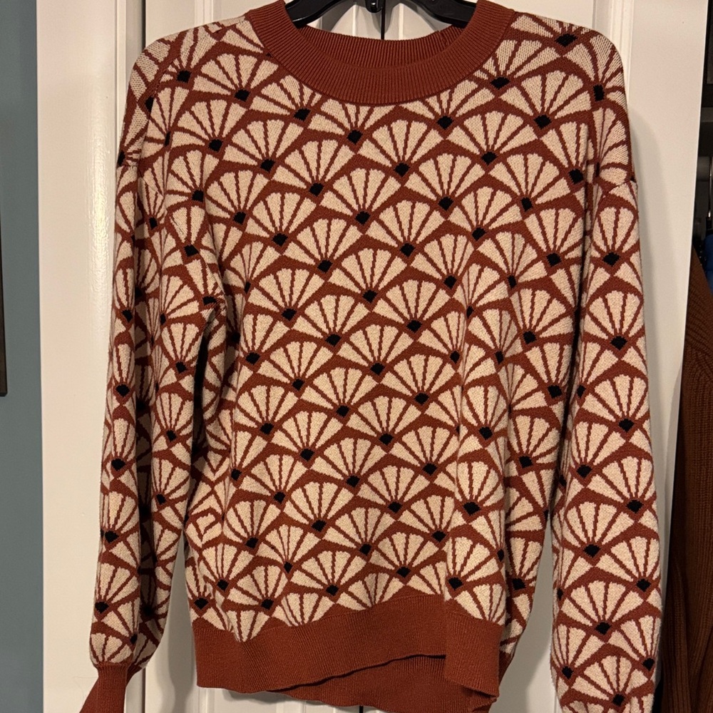 Daniel Rainn Fan Patterned Brown and Cream Sweater